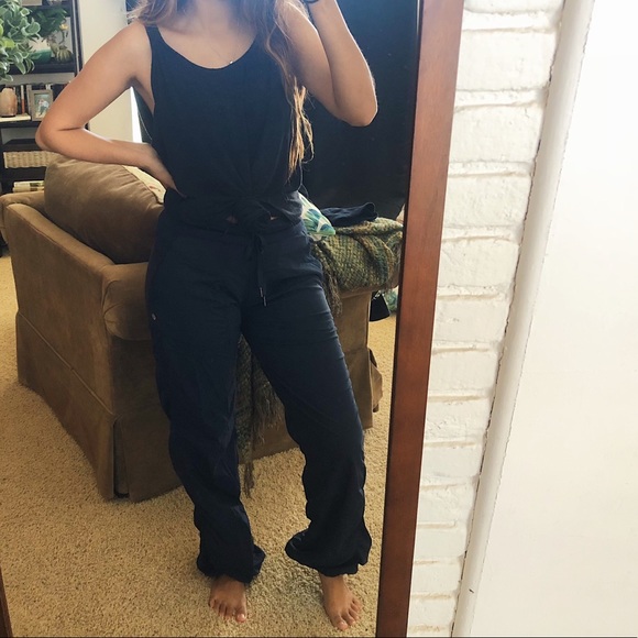 lululemon baggy pants